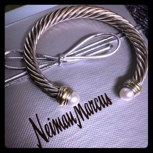Authentic David Yurman pearl cable bracelet.